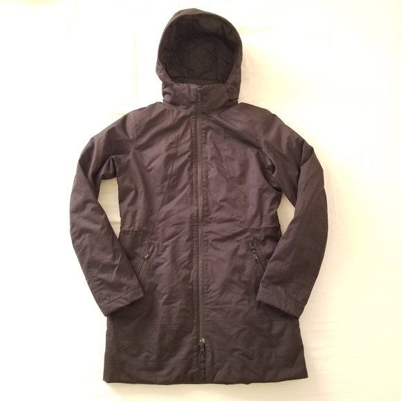 The North Face Rain Coat - Picture 2 of 5